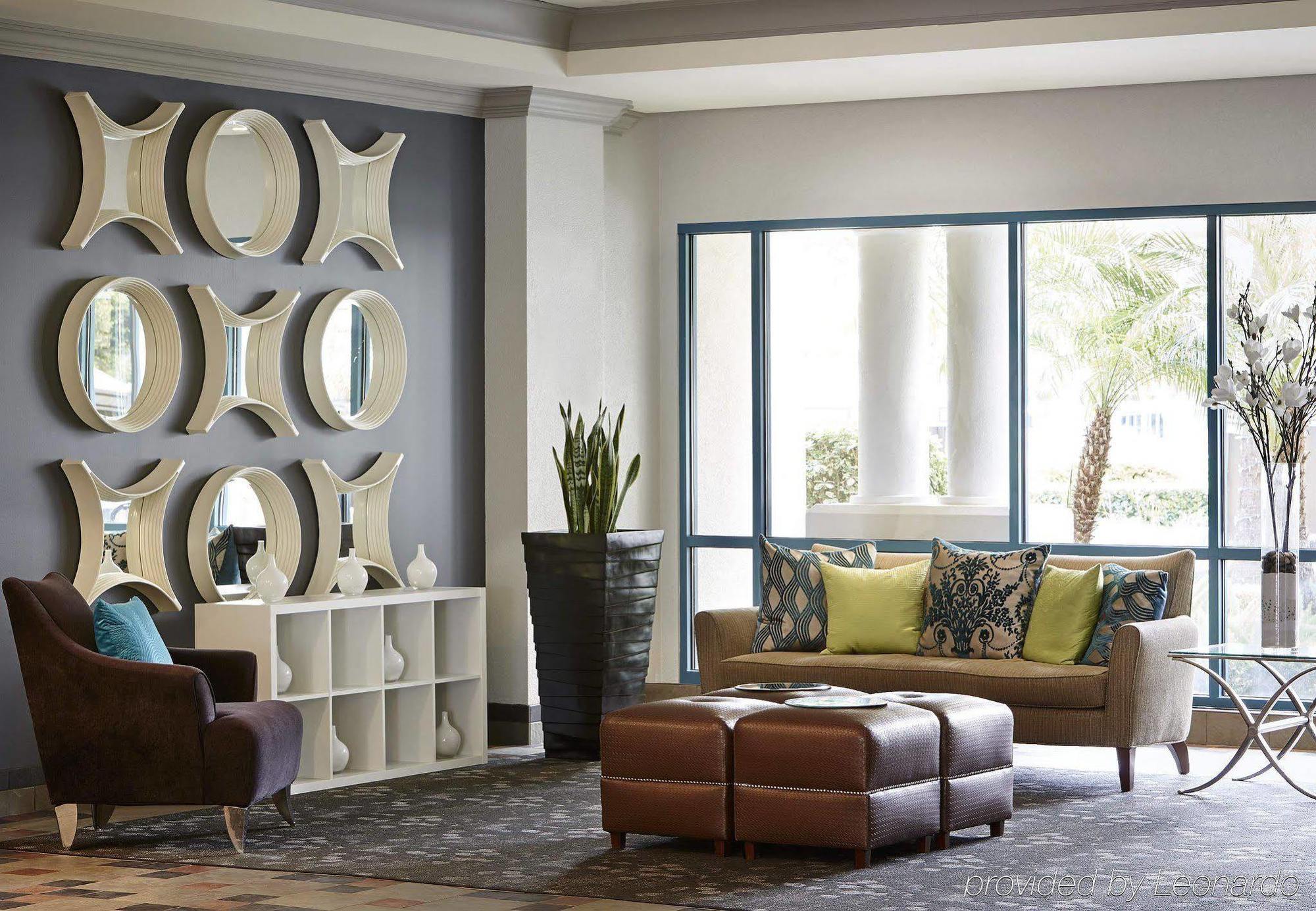 Отель Costa Mesa Marriott Экстерьер фото