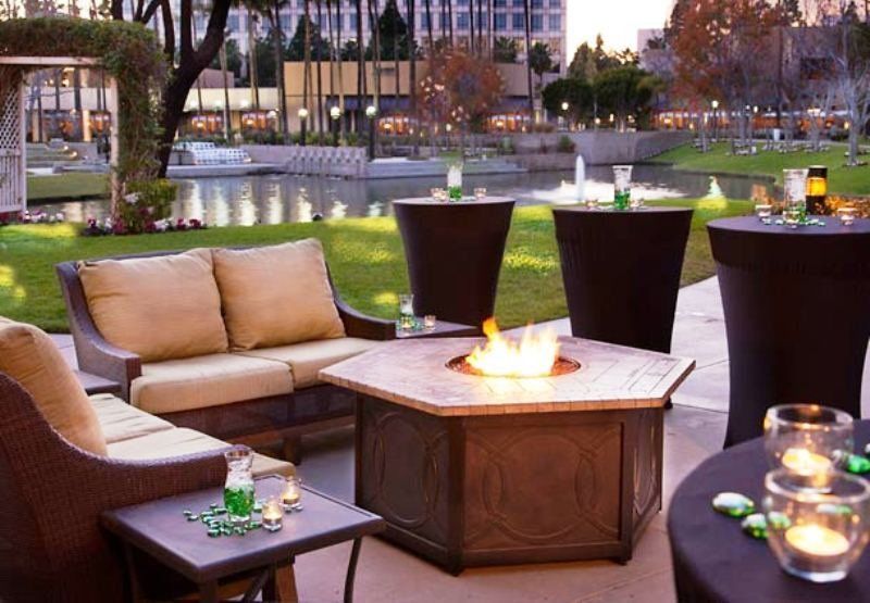 Отель Costa Mesa Marriott Экстерьер фото