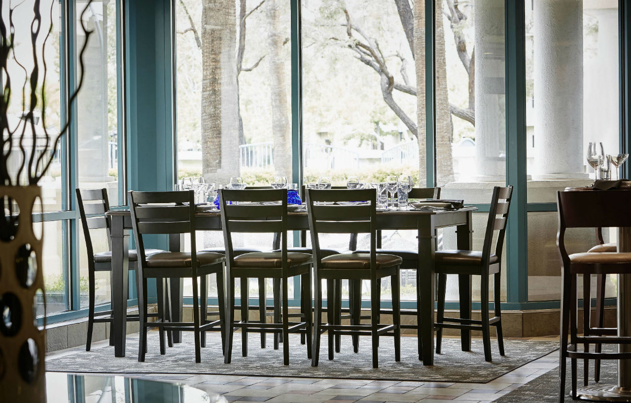 Отель Costa Mesa Marriott Экстерьер фото